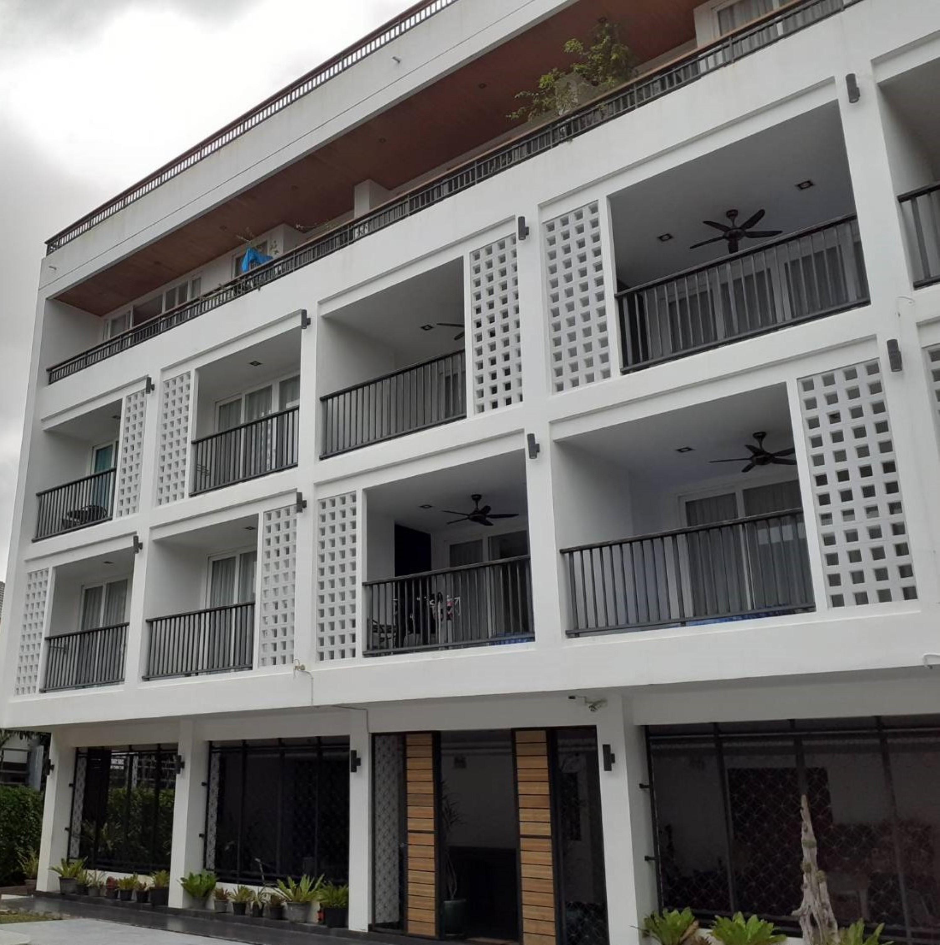 Vivace Hotel Pantai Kamala Bagian luar foto